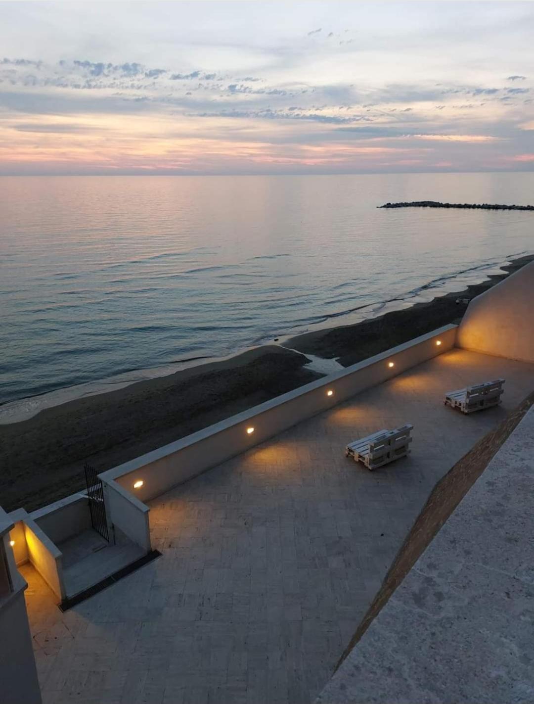 Il Paradiso Sul Mare 安齐奥 外观 照片