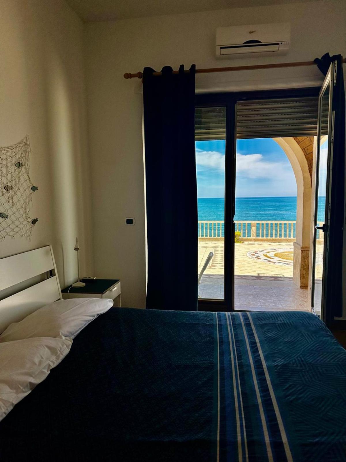 Il Paradiso Sul Mare 安齐奥 外观 照片